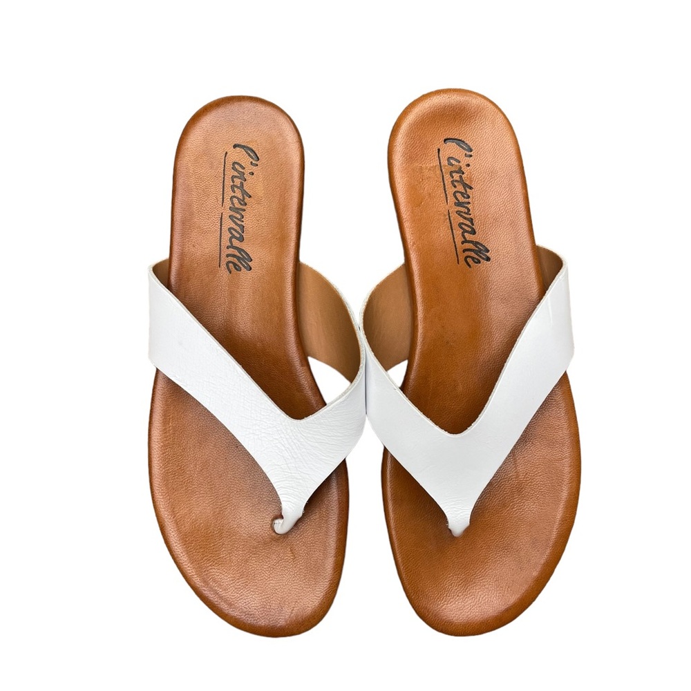L’intervalle leather flip flops
